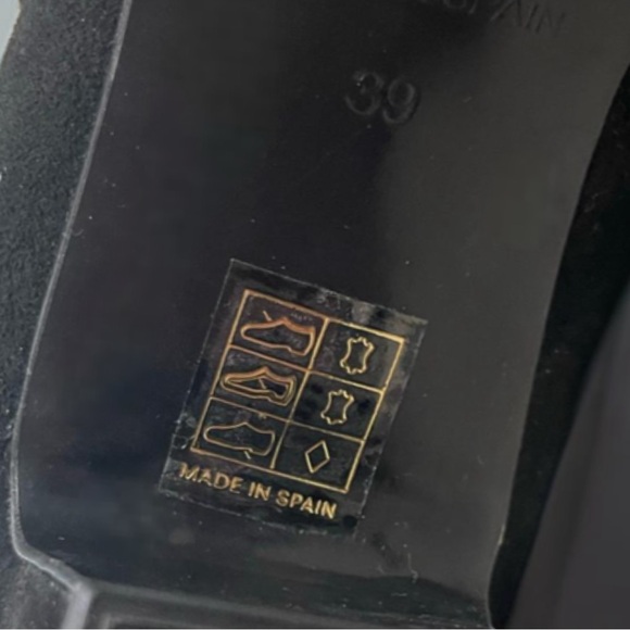 Spanish Leather Boots - Picture 4 of 8